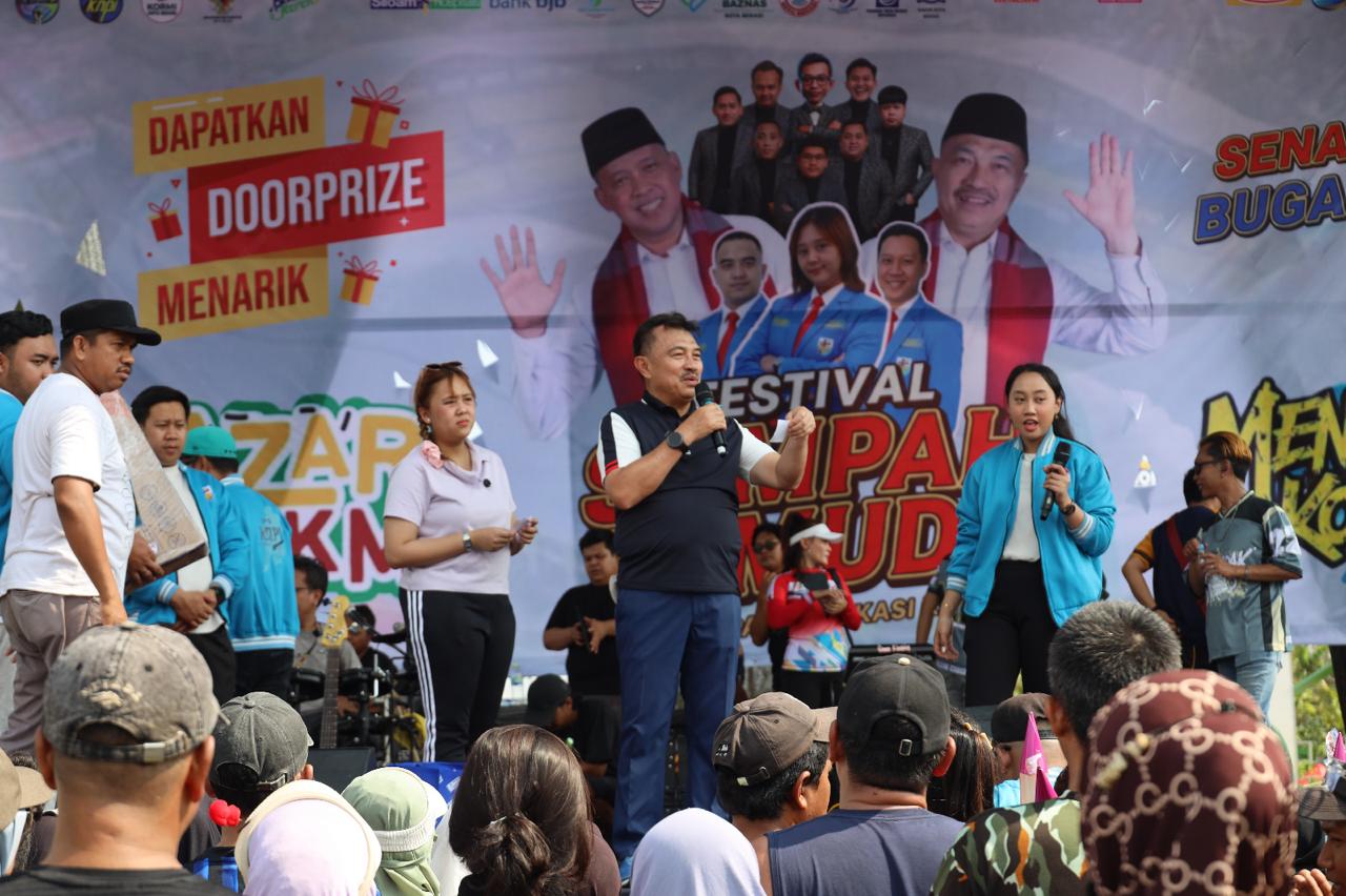 Wakil Wali Kota Bekasi Abdul Harris Bobihoe Saat Menghadiri Acara Peringatan Sumpah Pemuda yang di Inisiasi oleh KNPI Kota Bekasi