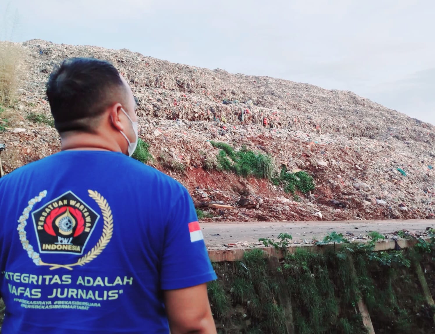 Wartawan Dilarang Masuk TPST Bantargebang, PWI Bekasi Raya Angkat Bicara